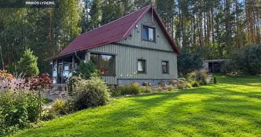 Maison dans Mikalciunai, Lituanie