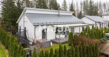 Casa 4 habitaciones en Kerava, Finlandia
