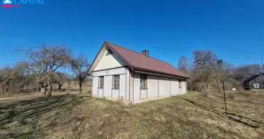 Maison dans Aleksiejiske, Lituanie