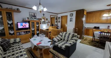 2 bedroom apartment in Pefkochori, Greece