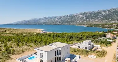 Villa in Opcina Karlobag, Kroatien