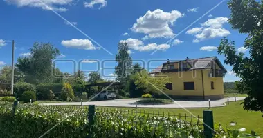 Дом 2 комнаты в Opcina Lasinja, Хорватия