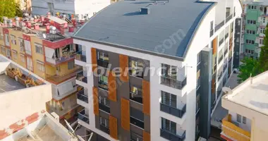 Apartamento 3 habitaciones en Muratpasa, Turquía