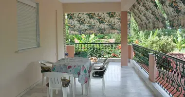 Casa de campo 8 habitaciones en Korinos, Grecia