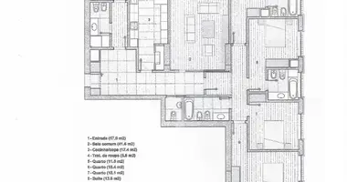 5 bedroom apartment in Porto, Portugal