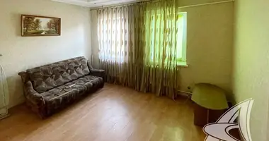 Appartement 3 chambres dans Vyssokaïe, Bélarus