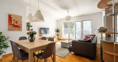 Apartamento 4 habitaciones en Varsovia, Polonia