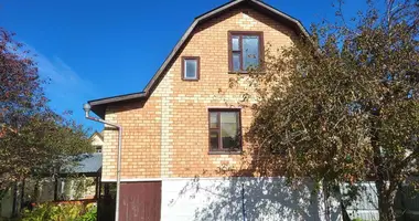 Maison dans Piarezyrski sielski Saviet, Bélarus