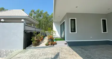 Casa 3 habitaciones en Nong Prue, Tailandia