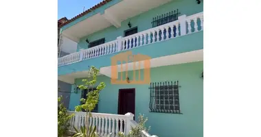 6 bedroom house in Thumane, Albania