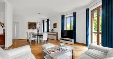4 room apartment in Warsaw, Poland
