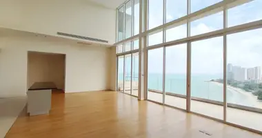 Apartamento independiente Piso independiente 4 habitaciones en Na Kluea, Tailandia