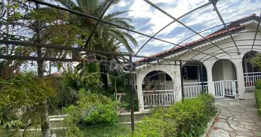 4 bedroom apartment in Nea Potidea, Greece