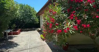 Cottage in Nea Kallikrateia, Greece