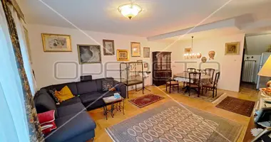 Mieszkanie 3 pokoi w Zagrzeb, Chorwacja