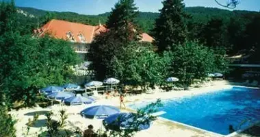 Hotel 2 578 m² w Pedoulas, Cypr