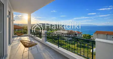 Hôtel 730 m² dans Nea Roda, Grèce