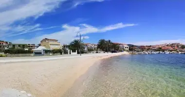 Hotel 239 m² en Opcina Rogoznica, Croacia