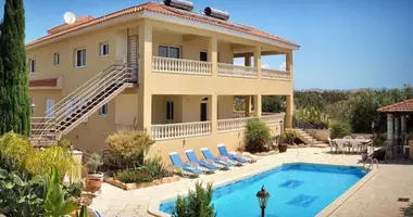 Apartment 8 bedrooms in Kolossi Municipality, Cyprus