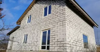 Haus 5 zimmer in Prylymanske, Ukraine