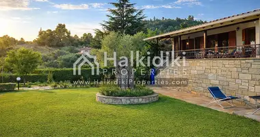 Villa 2 rooms in Nea Skioni, Greece
