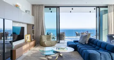 Apartamento 4 habitaciones en Koinoteta Agiou Tychona, Chipre