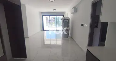 Mieszkanie 3 pokoi w Limassol, Cypr