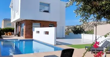 3 bedroom apartment in Peyia, Cyprus