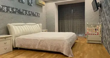 Appartement 3 chambres dans Odessa, Ukraine