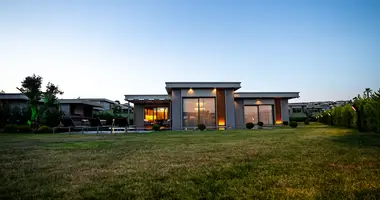 Villa de 5 habitaciones en Buyukcekmece, Turquía