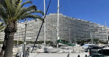 Wohnung 4 zimmer in Villeneuve Loubet, Frankreich
