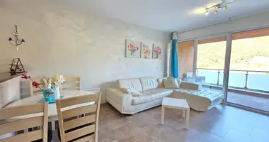 Apartamento 2 habitaciones en Becici, Montenegro