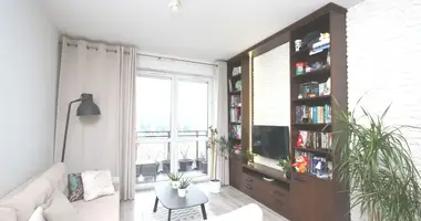 Квартира 2 комнаты в Варшава, Польша