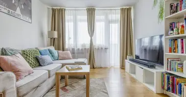 Квартира 3 комнаты в Варшава, Польша