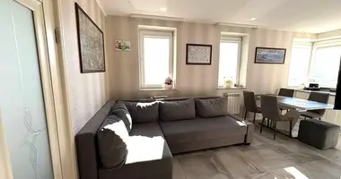 Apartamento 3 habitaciones en Minsk, Belarús