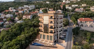 Отель в Добра Вода, Черногория