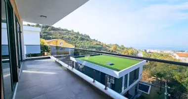 Apartamento 5 habitaciones en Kargicak, Turquía