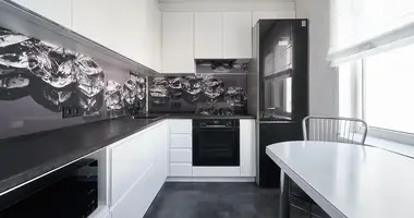 Wohnung 3 zimmer in Minsk, Belarus
