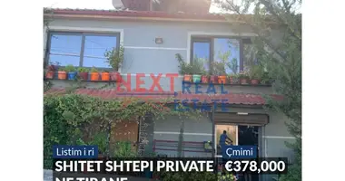 Dom w Tirana Municipality, Albania