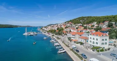 9 bedroom house in Grad Sibenik, Croatia