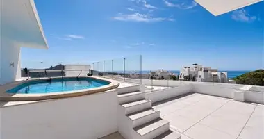 3 bedroom apartment in Marbella, Spain