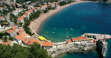 Apartamento 2 habitaciones en Petrovac, Montenegro