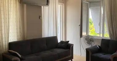 3 room apartment in Muratpasa, Turkey