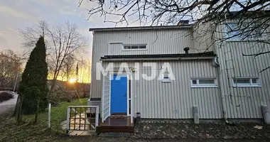 2 bedroom house in Helsinki sub-region, Finland