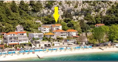 Hotel 317 m² in Grad Omis, Croatia