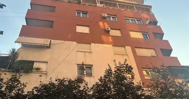 Gewerbefläche 76 m² in Tirana, Albanien
