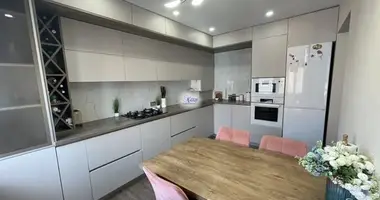Apartamento 3 habitaciones en Kaliningrad, Rusia