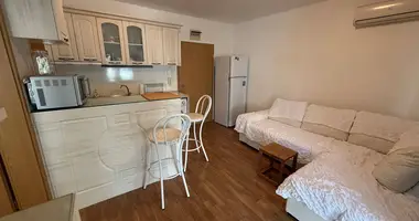 Mieszkanie 2 pokoi w Aheloy, Bułgaria