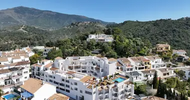 2 bedroom apartment in Benahavis, Spain