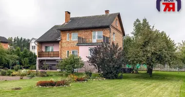 Maison dans Yelnitsa, Bélarus